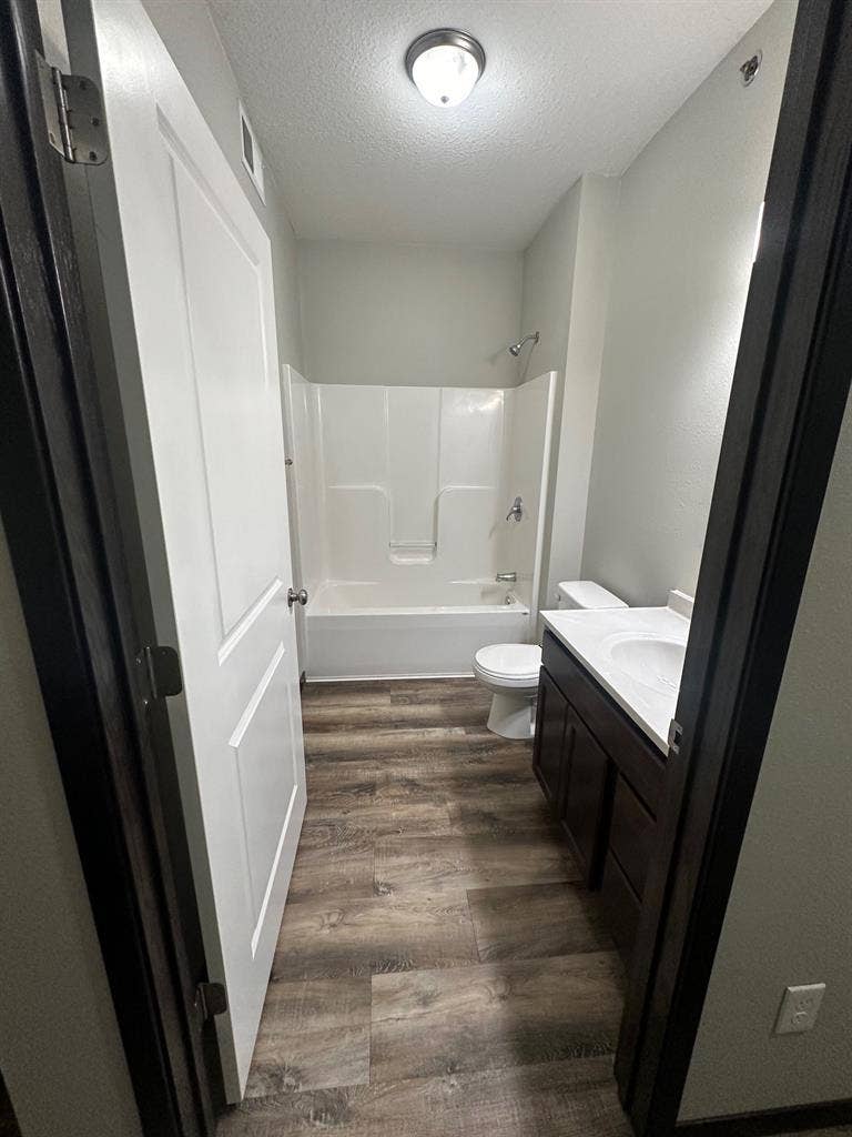 Studio Apartment Sublease