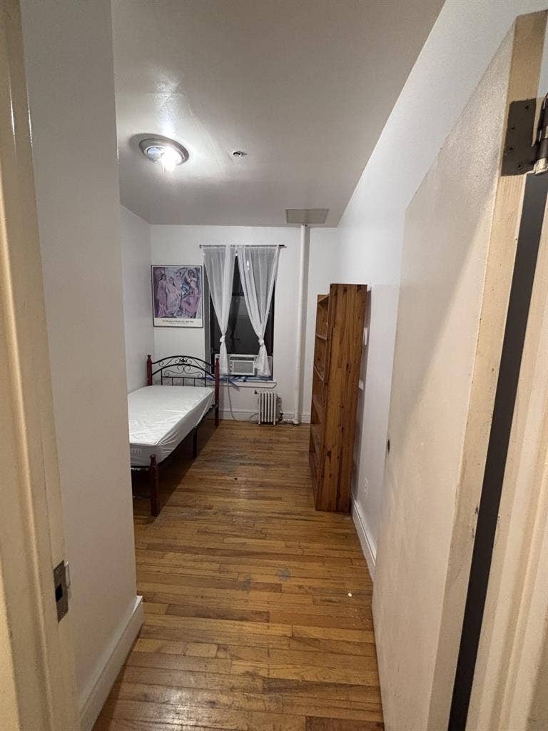 Private Room in Clean, Calm, Apt.