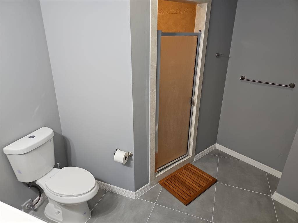 7 BR in Orange Park