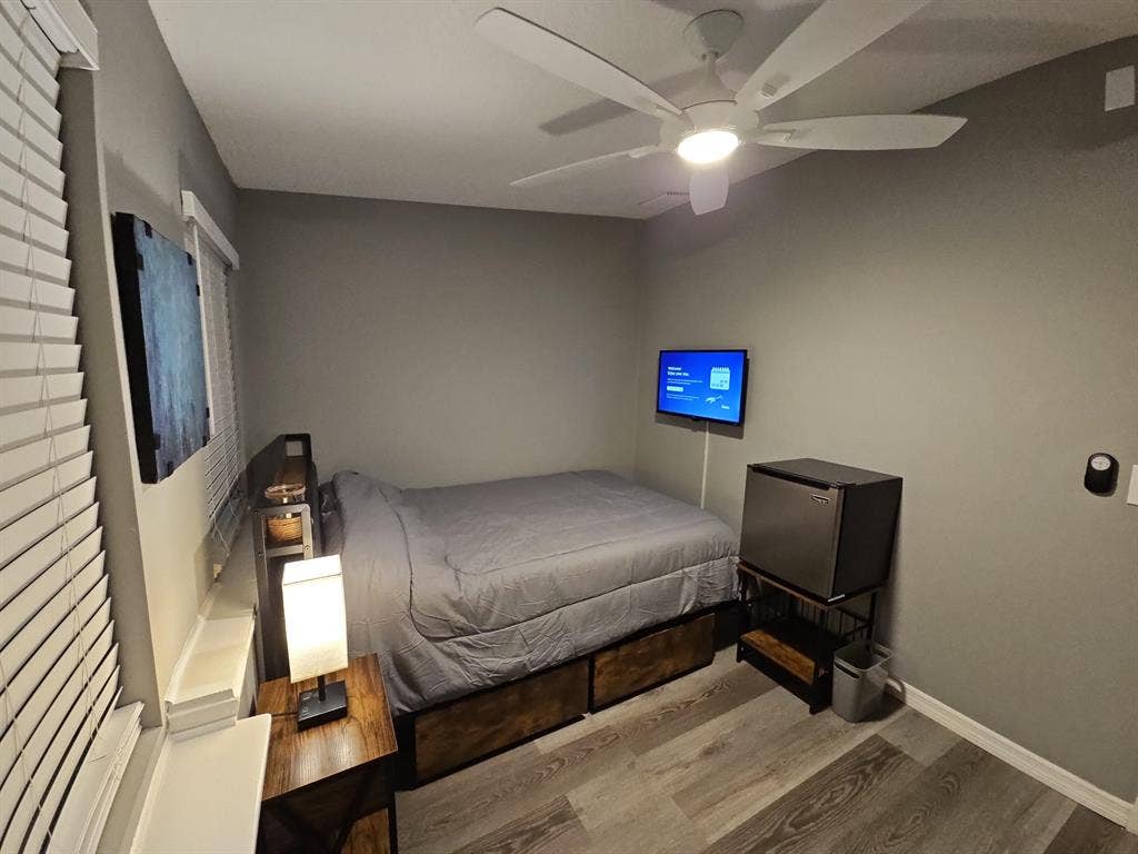 7 BR in Orange Park