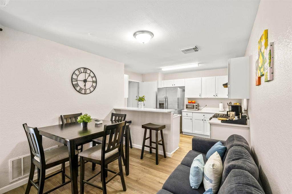 6 BR in Round Rock