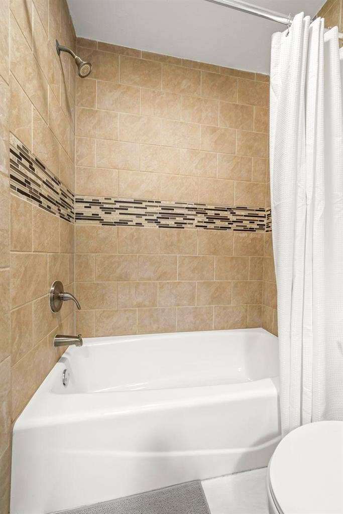 6 BR in Round Rock