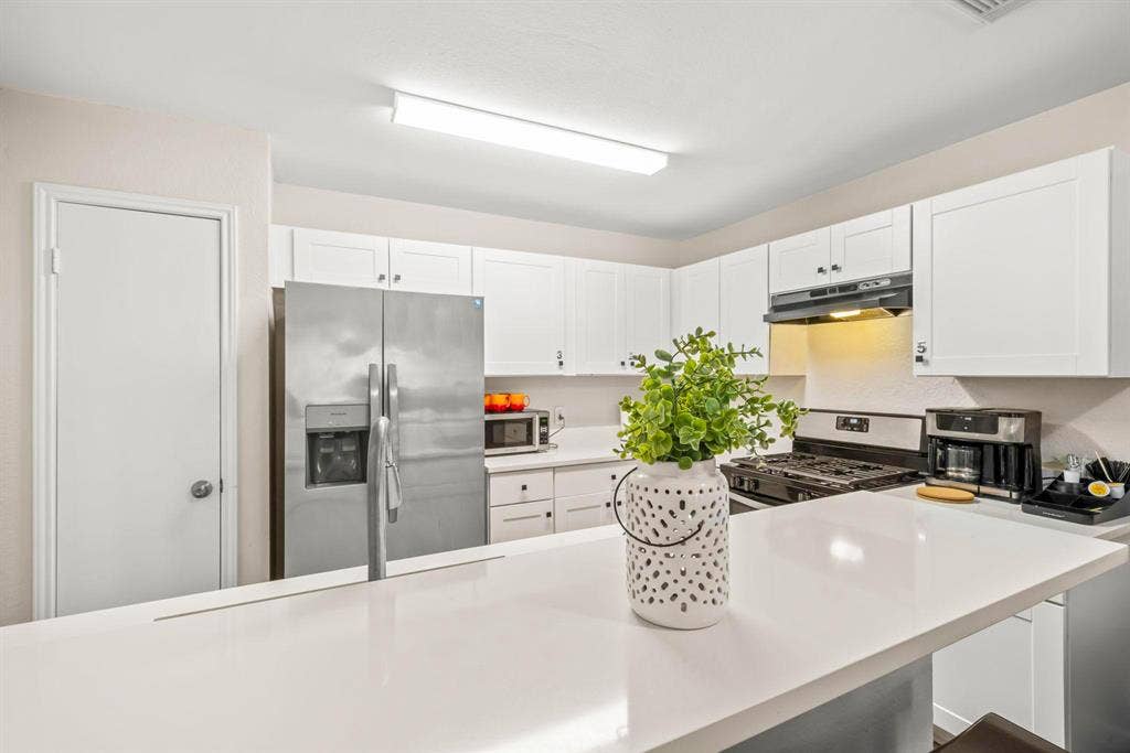 6 BR in Round Rock