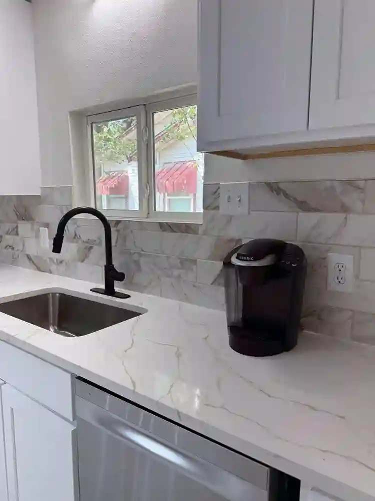 6 BR in San Antonio