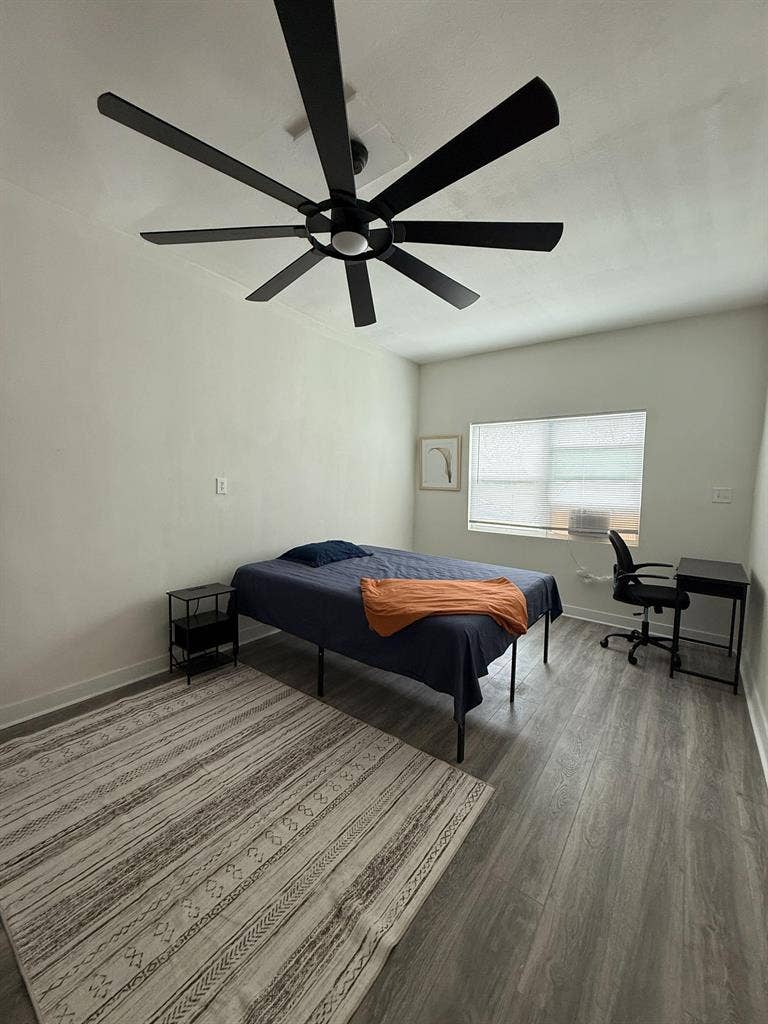 6 BR in San Antonio
