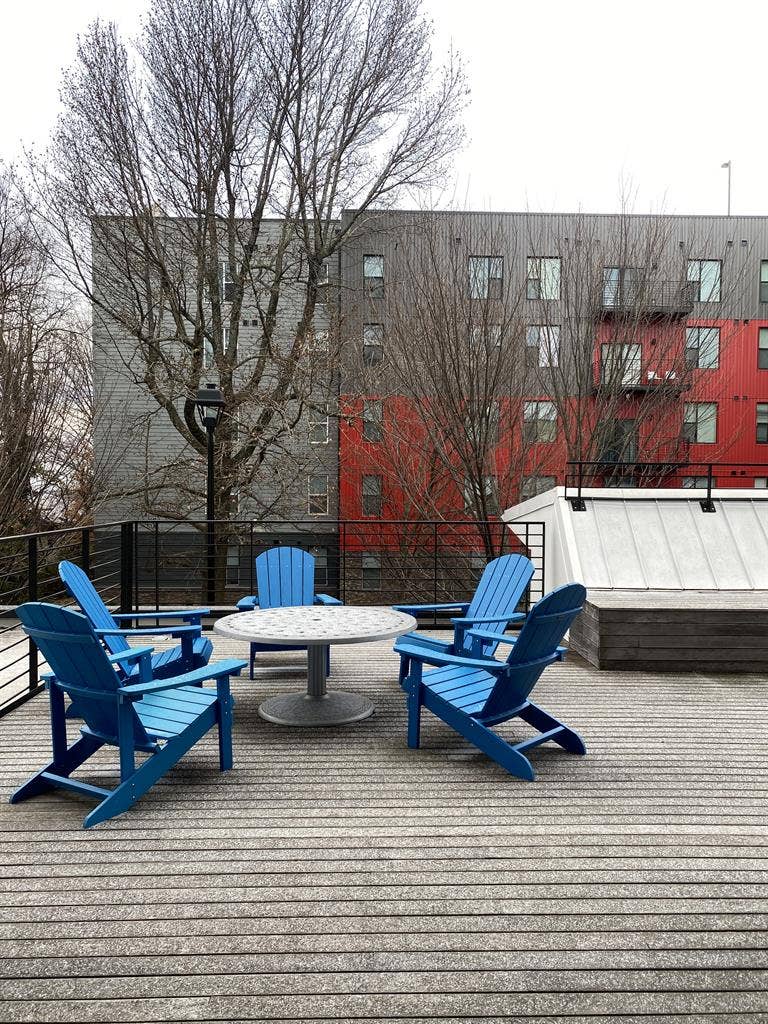 SUBLEASE APARTMENT NEAR UARK