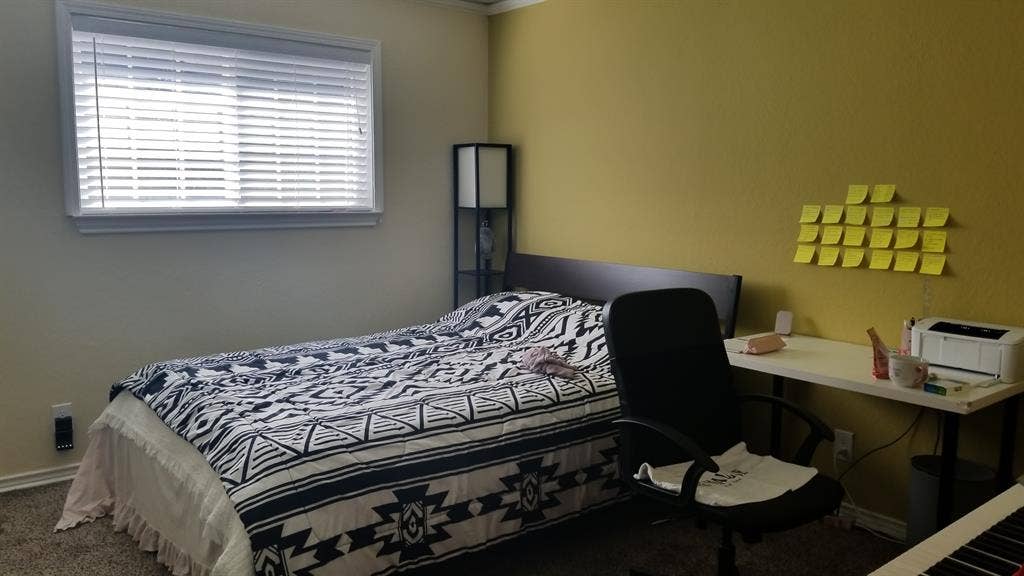 North Dallas room with private bath