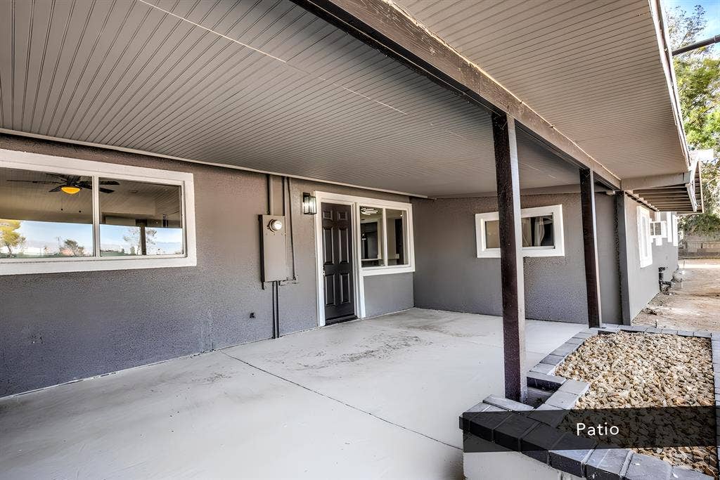 9 BR in Las Vegas