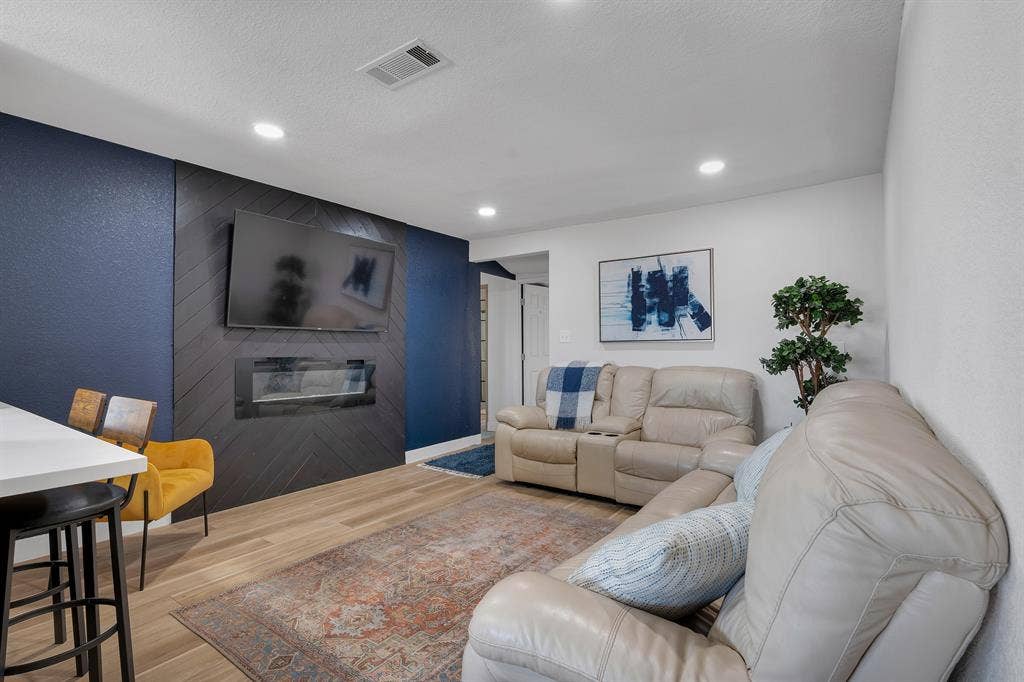 9 BR in Las Vegas