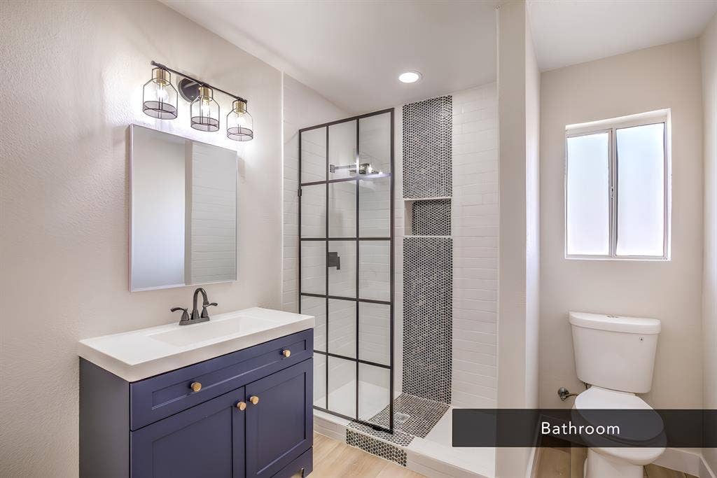 9 BR in Las Vegas