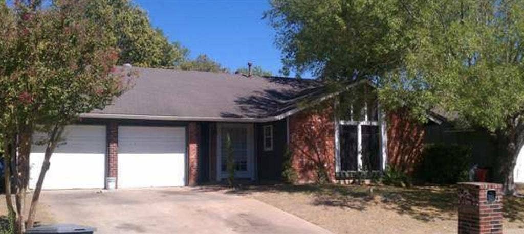 3 BR in Austin