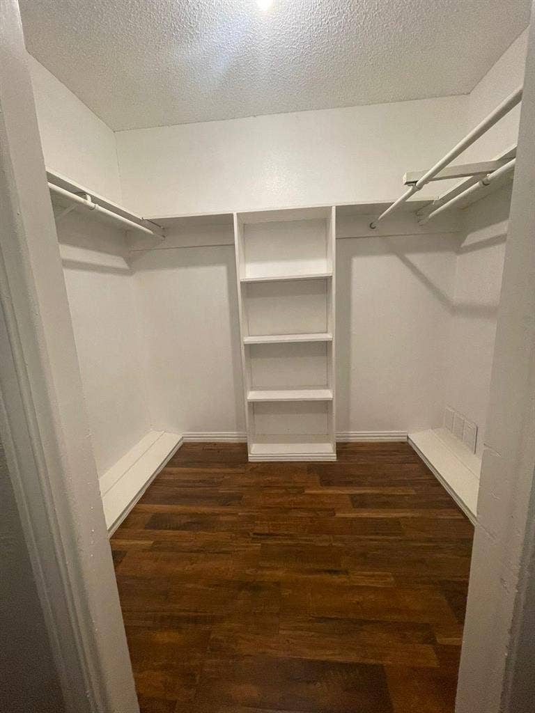 7 BR in DeSoto