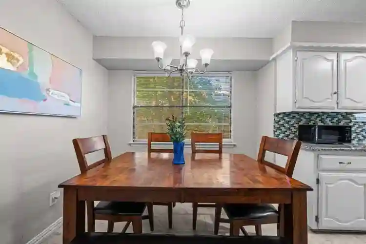 7 BR in DeSoto