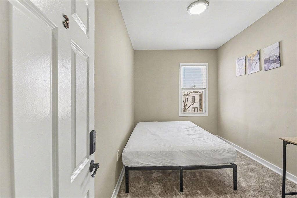 6 BR in Baltimore