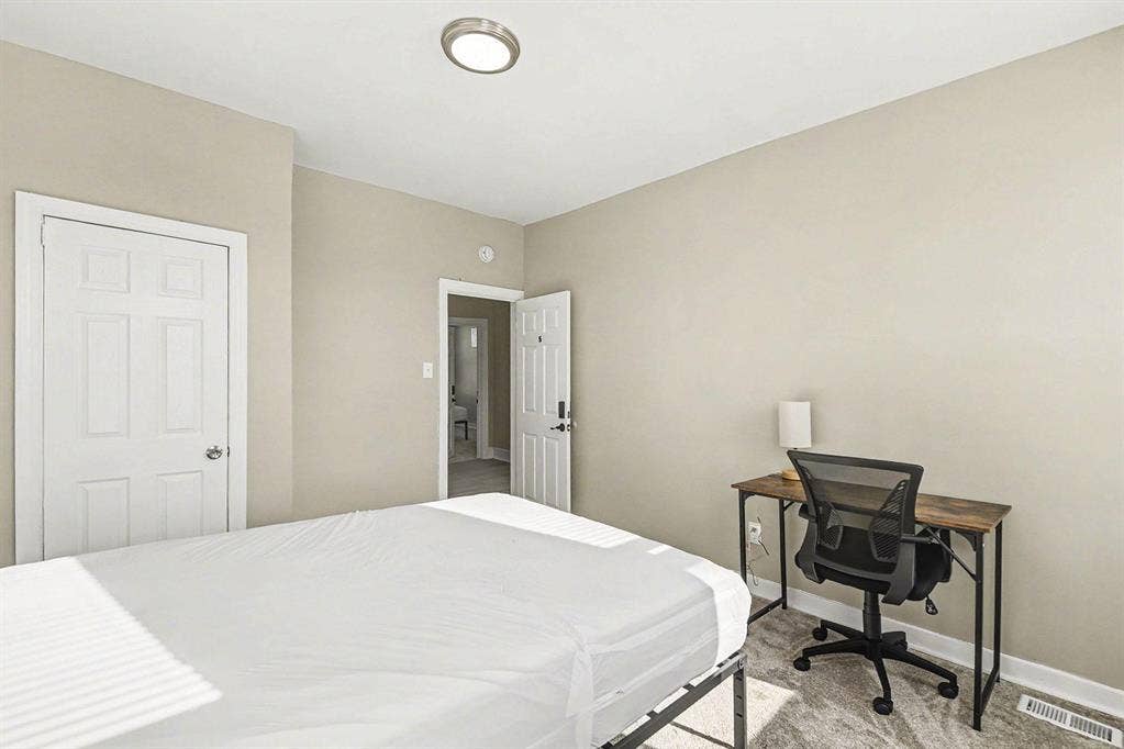 6 BR in Baltimore