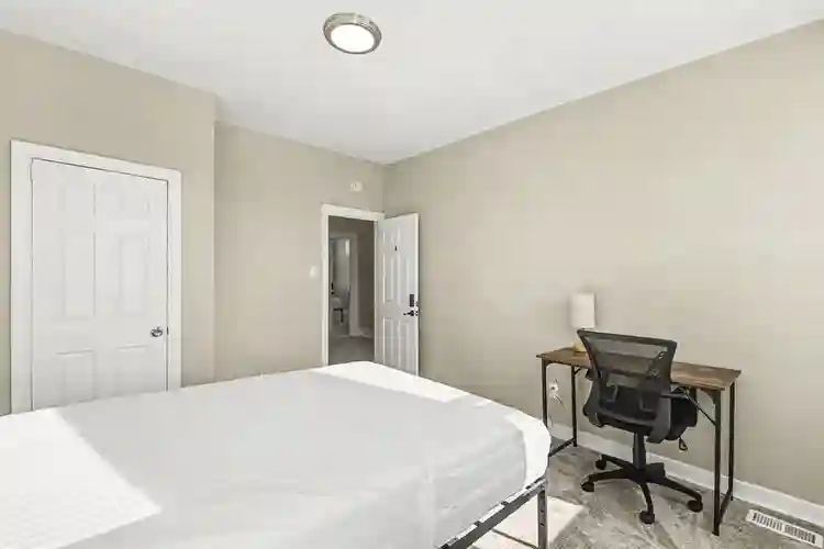 6 BR in Baltimore
