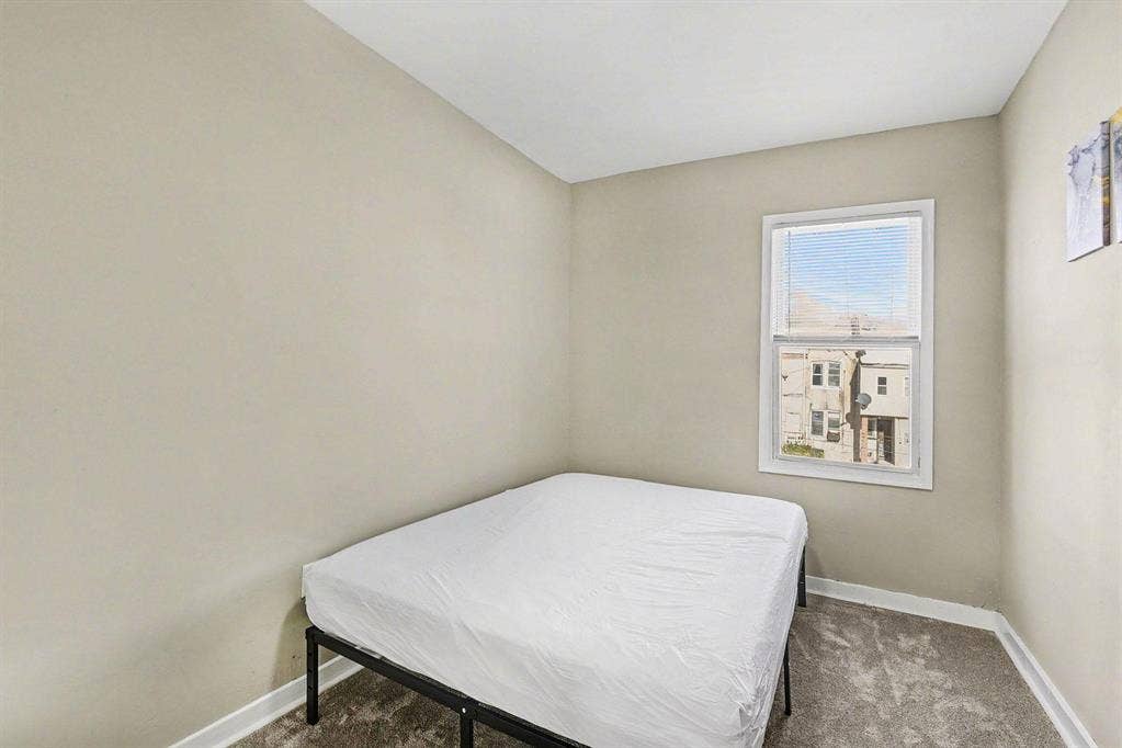 6 BR in Baltimore