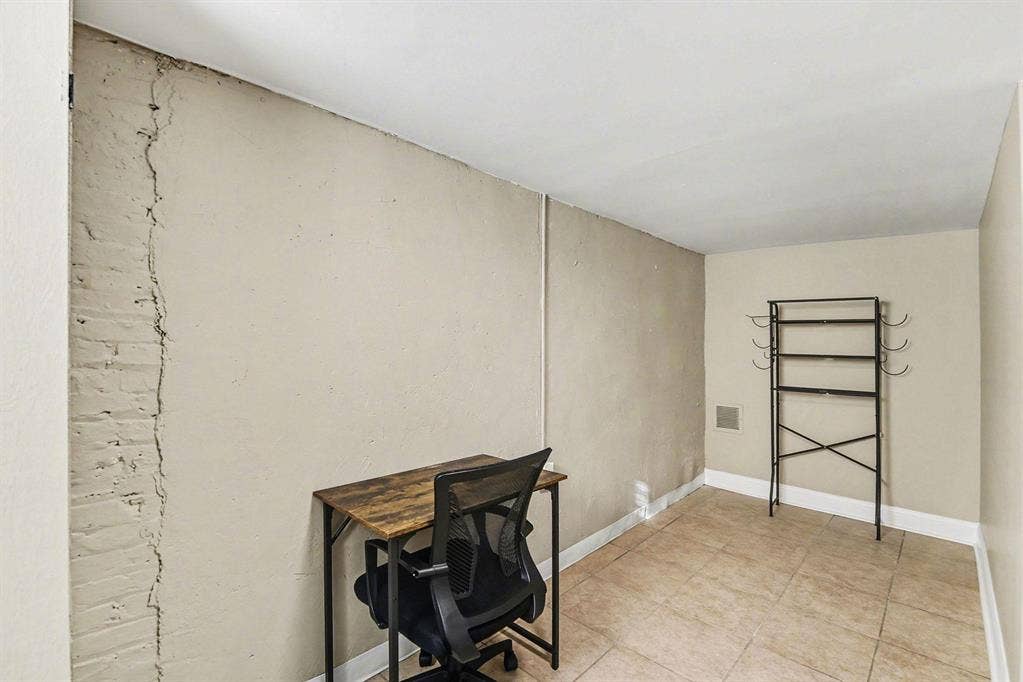 6 BR in Baltimore