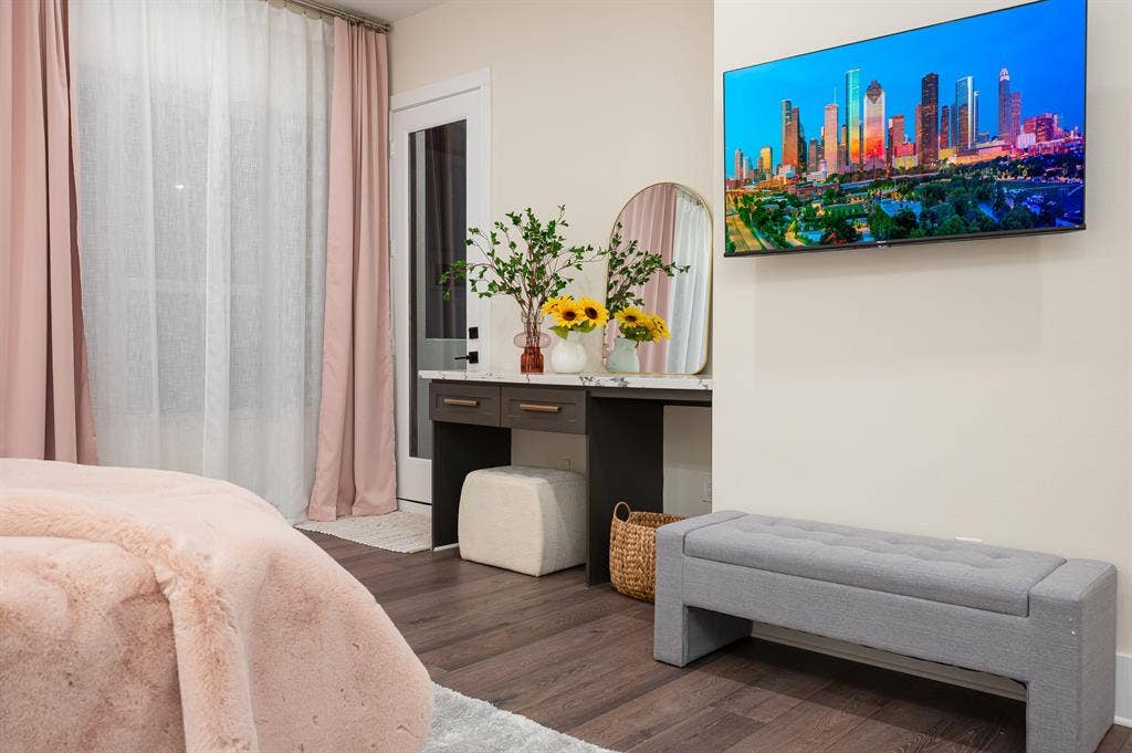 3 BR in Houston