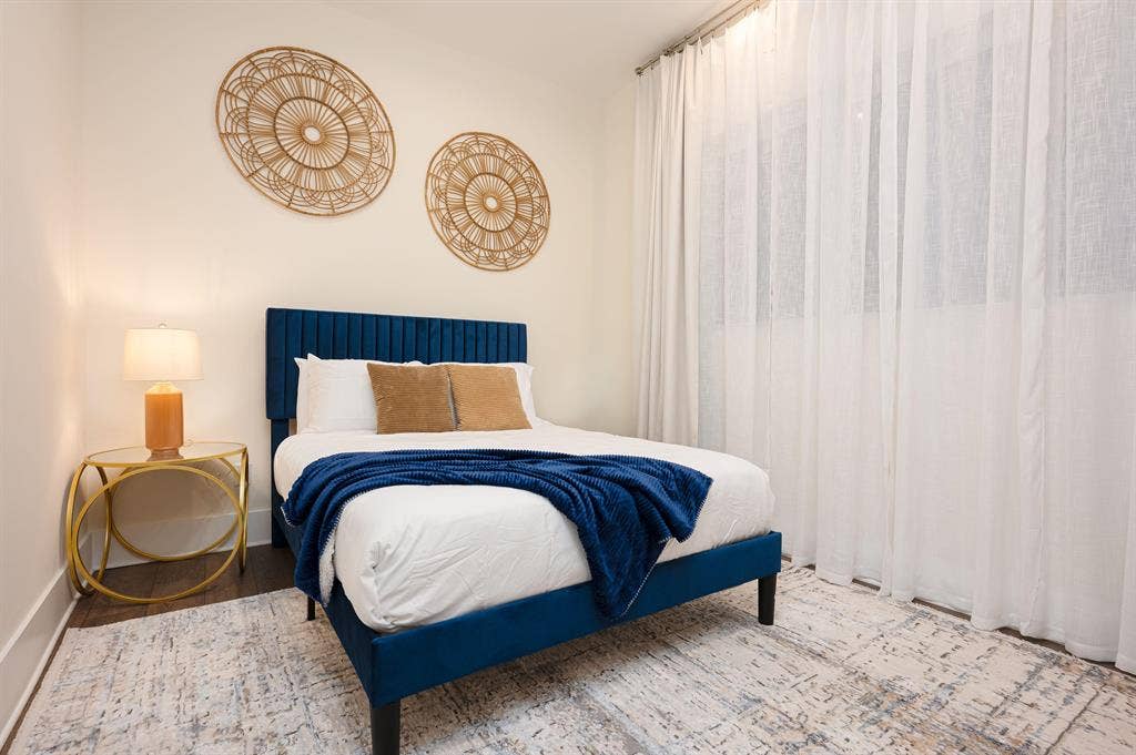 3 BR in Houston