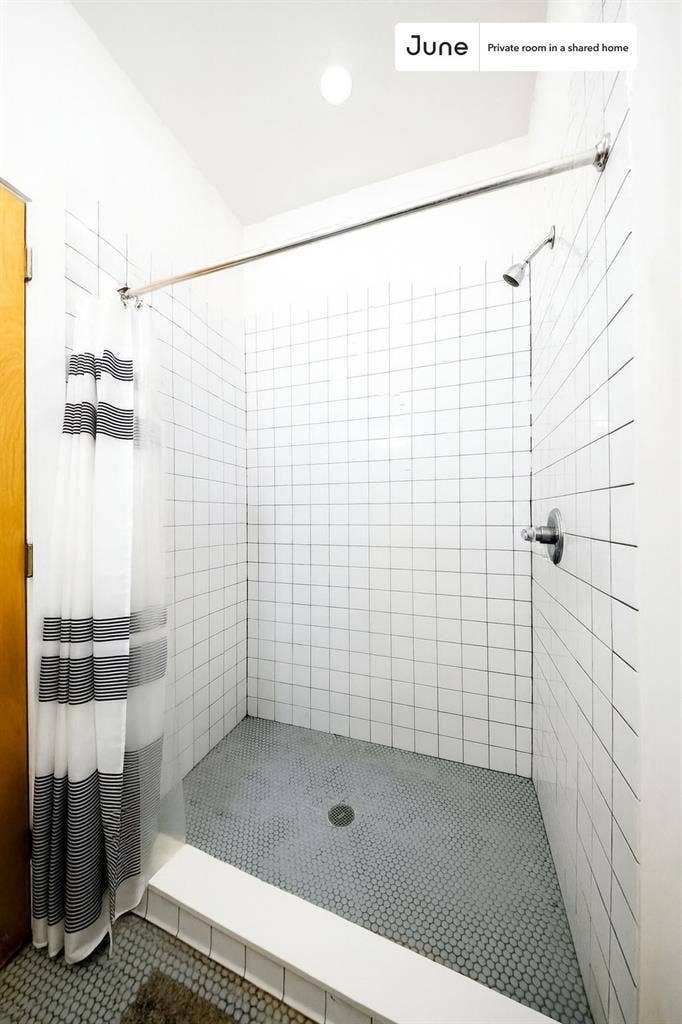 6 BR in New York City