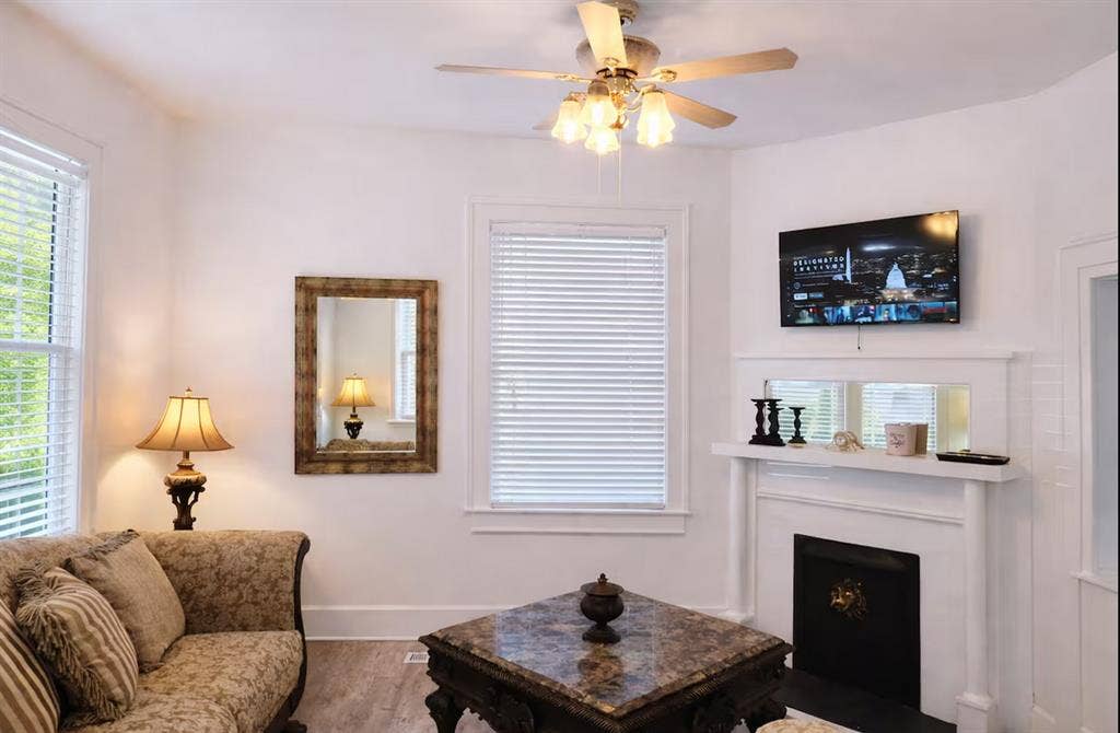 Private Rooms  Ba Home