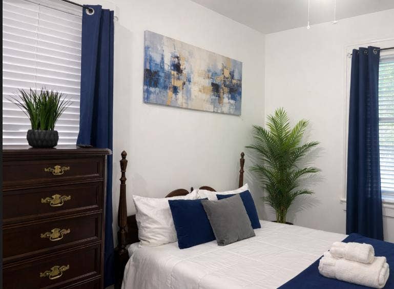 Private Rooms  Ba Home