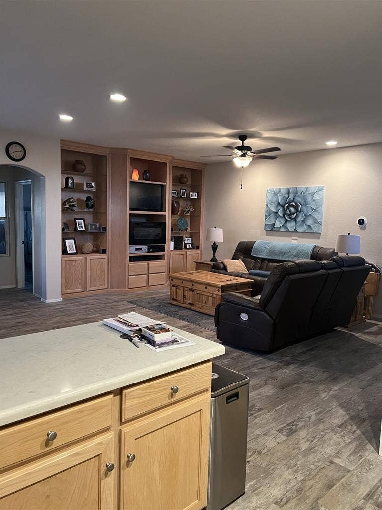 AVAILABLE APRIL1  bedroom/bath