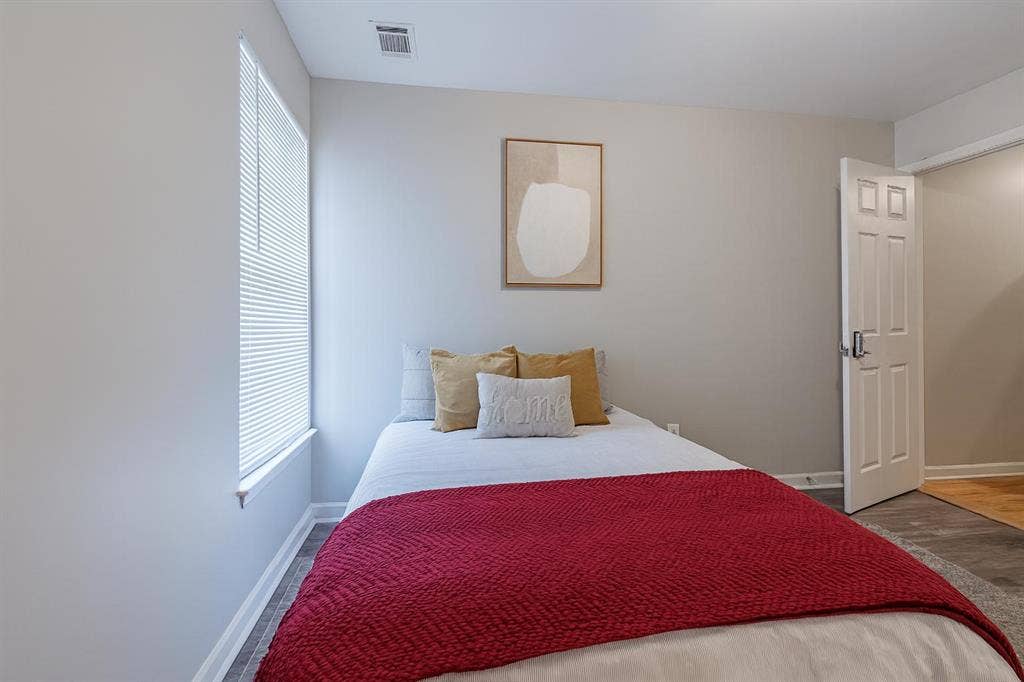 2 BR in Atlanta