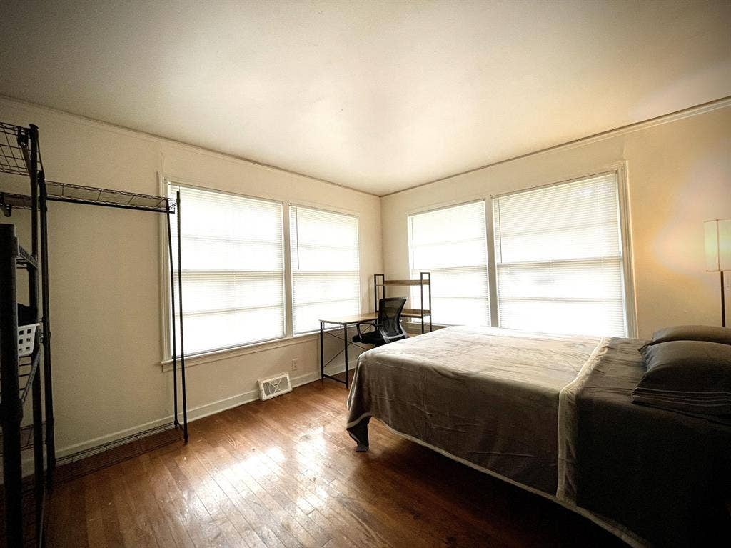 6 BR in Jackson