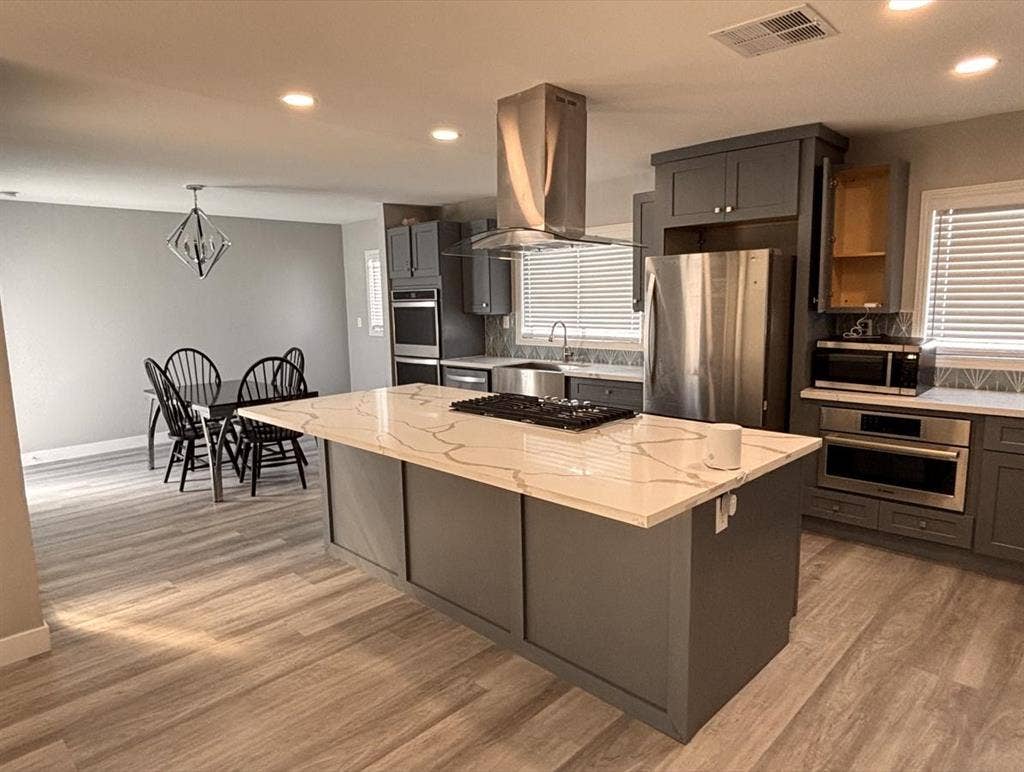 6 BR in Las Vegas