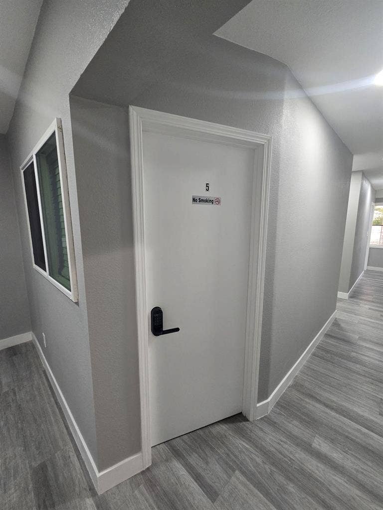 6 BR in Las Vegas
