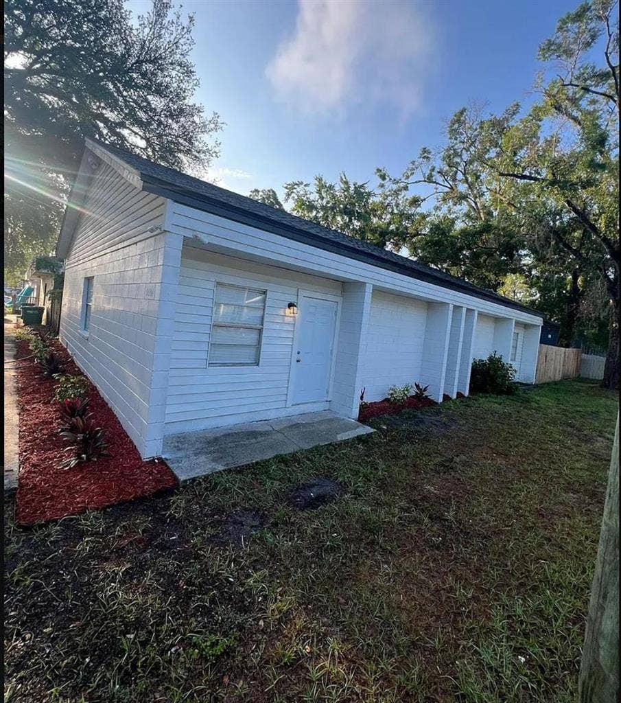 2 BR in Tampa
