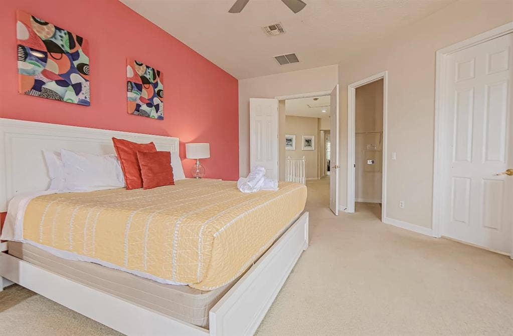 5 BR in Kissimmee