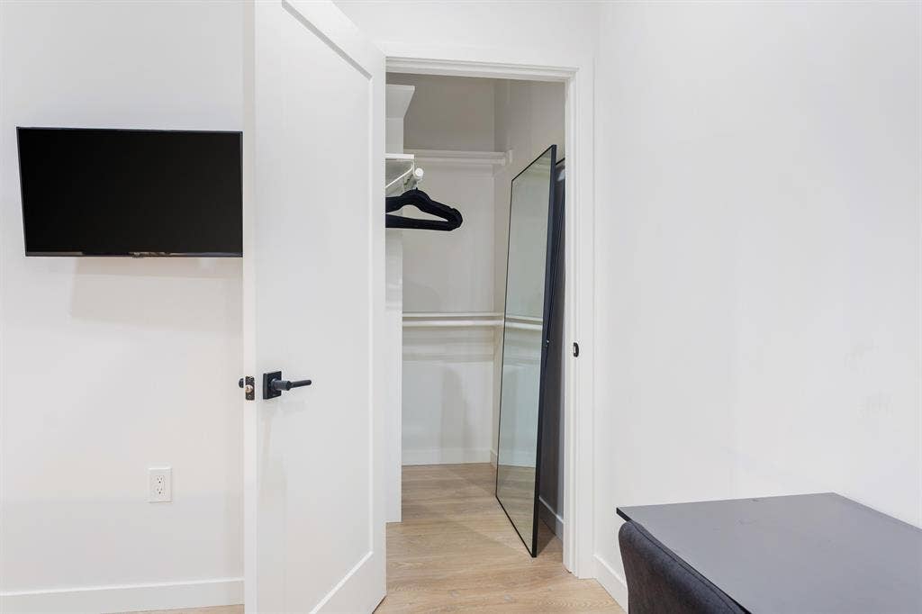 4 BR in Los Angeles