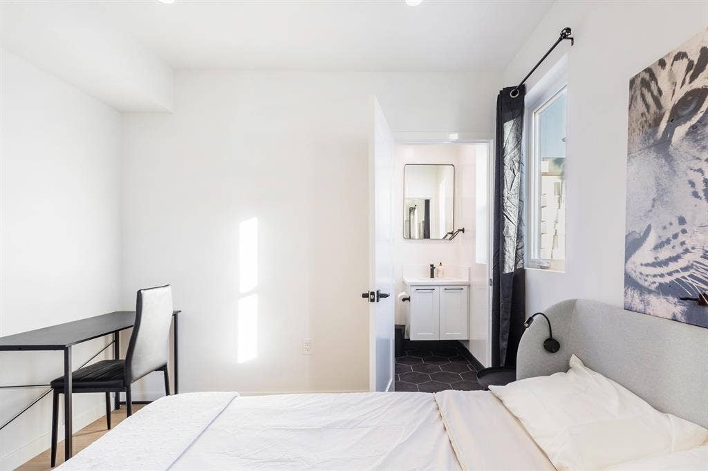 4 BR in Los Angeles
