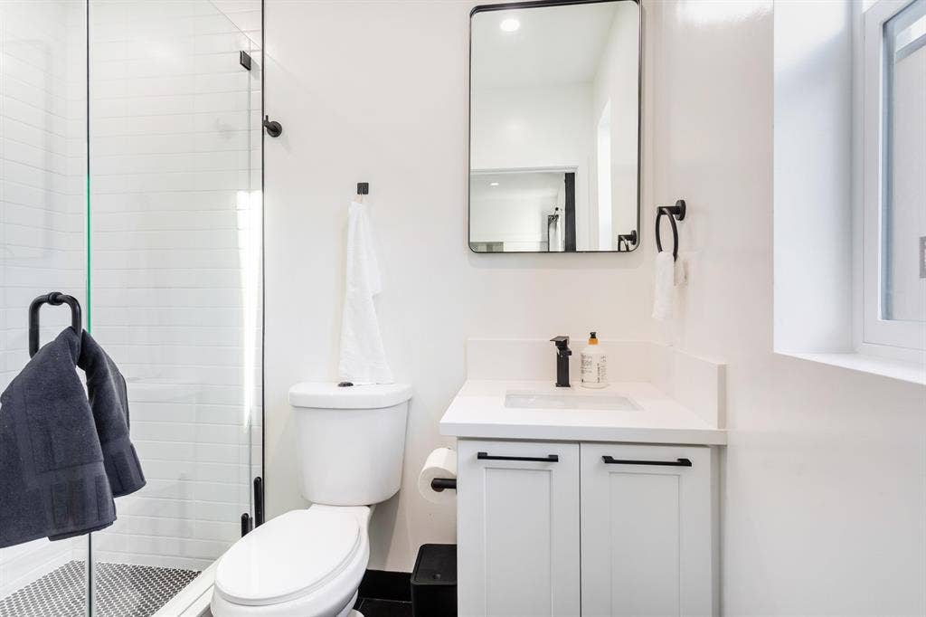 4 BR in Los Angeles