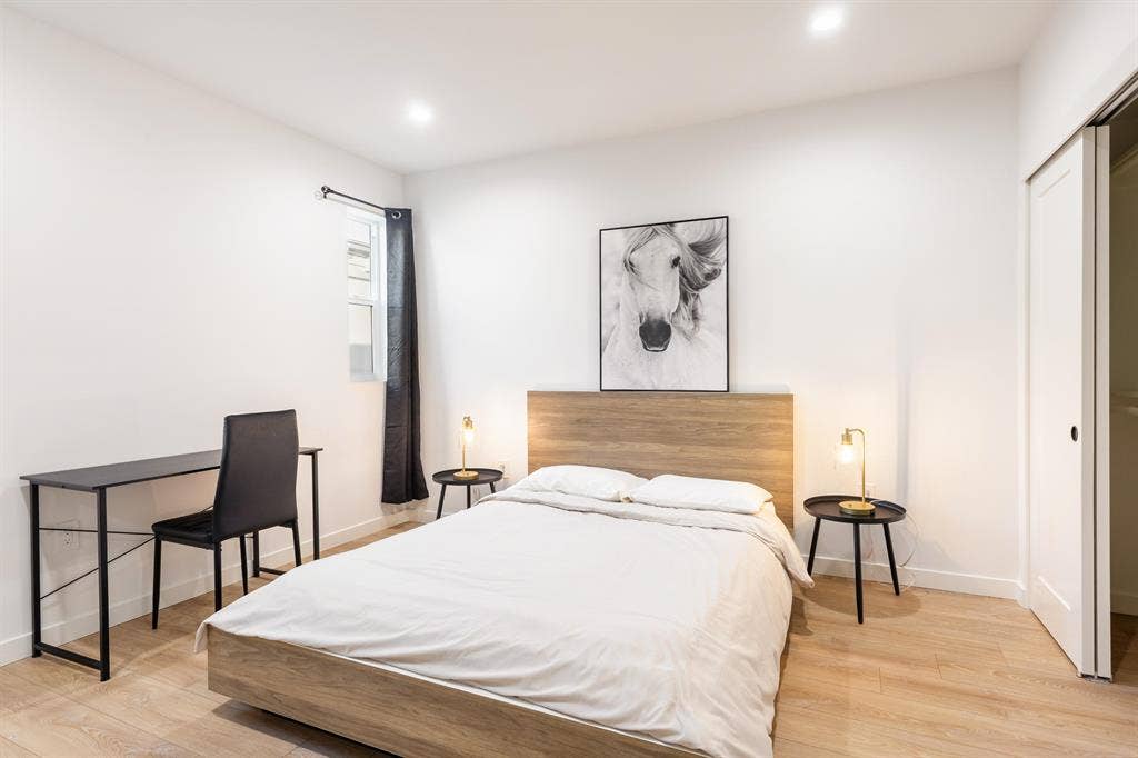 4 BR in Los Angeles