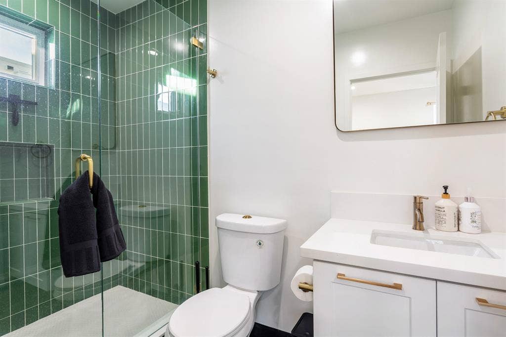 4 BR in Los Angeles