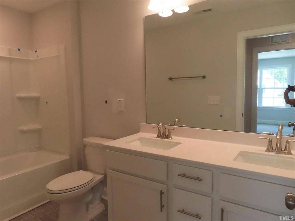4 BR in Cary