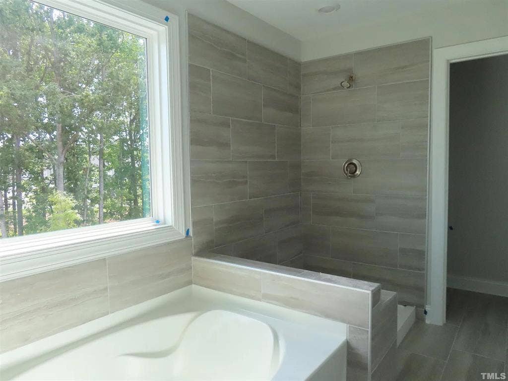 4 BR in Cary