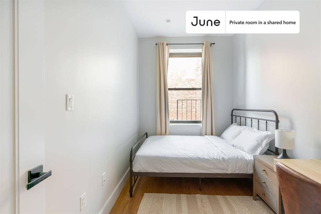 3 BR in New York City