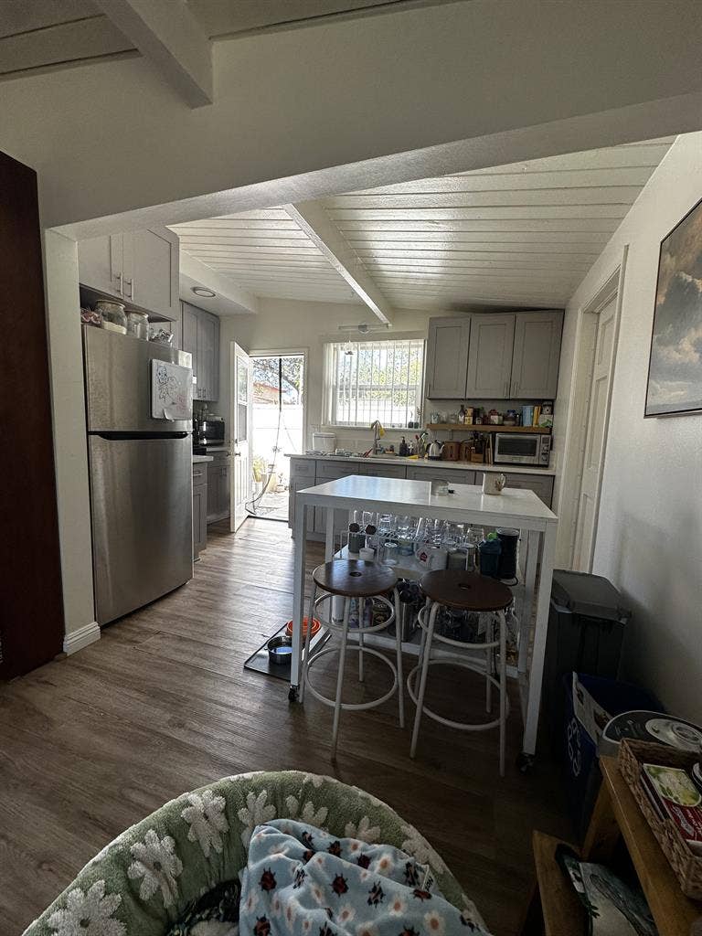 Room in lovely Pasadena home