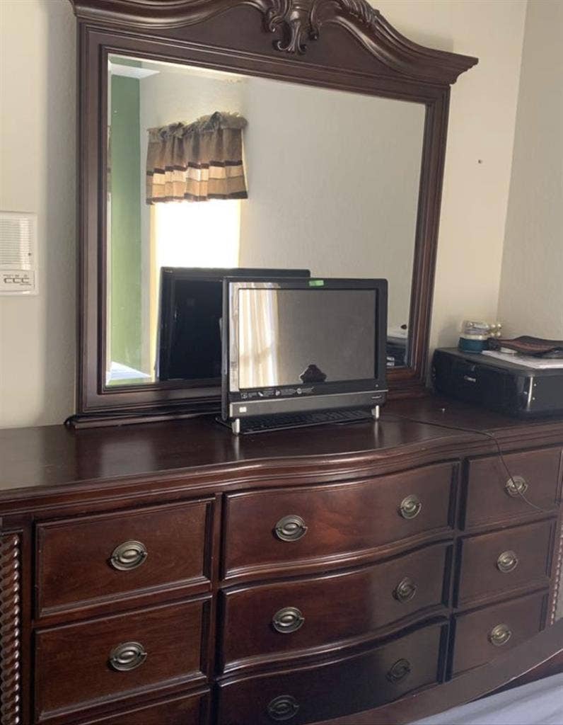 Private Furnished Room Rental