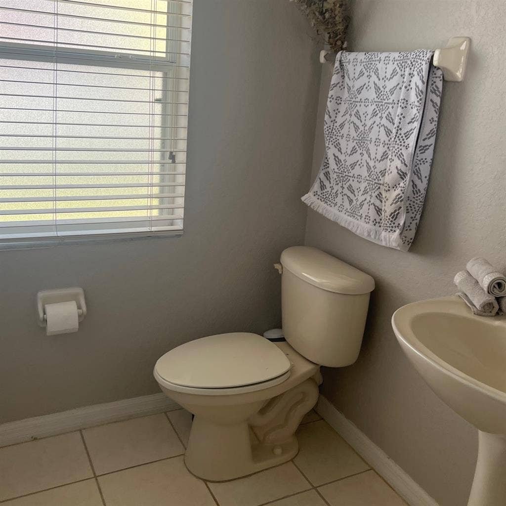 Private Furnished Room Rental