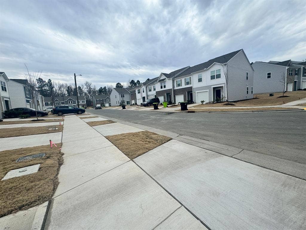 3 BR in Durham