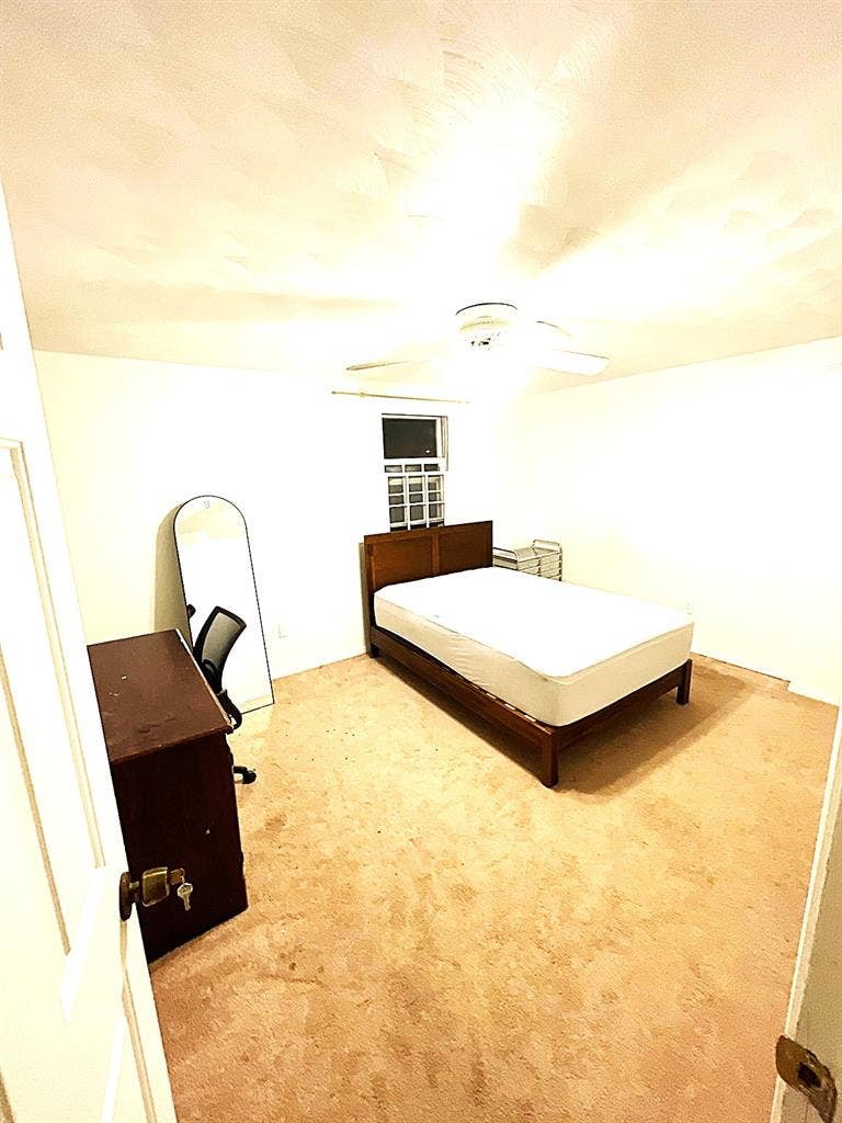 Room in Larchmont close to CHKD/ODU
