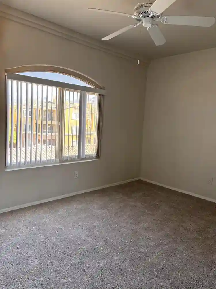 Private Room and Bathroom