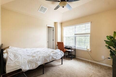 3 BR in Austin