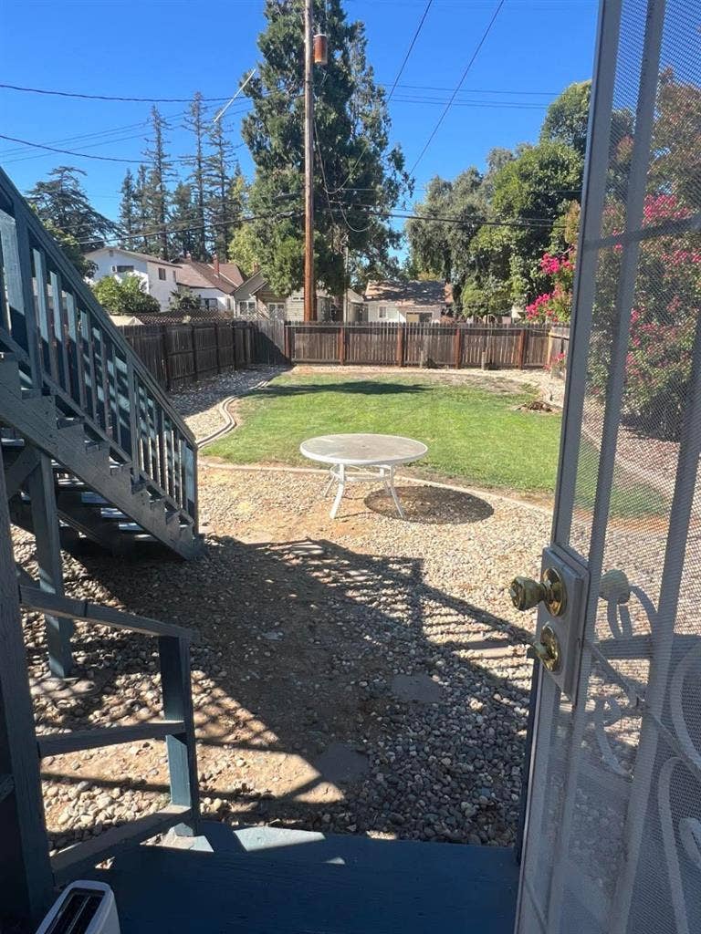 Spacious home & yard in Curtis Park